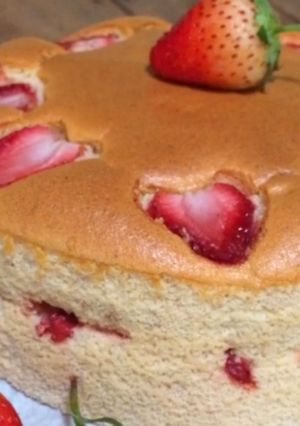 รูปของ สูตรเค้กสตรอว์เบอร์รี่เนื้อนุ่ม Strawberry Cake