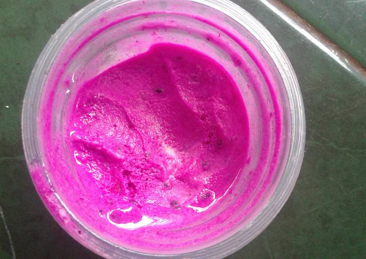 Bagaimana Membuat Es krim buah naga yg lembut dan manis yang Menggugah Selera