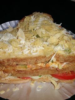 जंगली सैंडविच (Junglee Sandwich recipe in Hindi) रेसिपी मुख्य फोटो