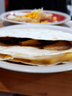 Una foto de Quesadillas choclo champiñón
