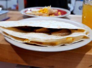 Una foto de Quesadillas choclo champiñón