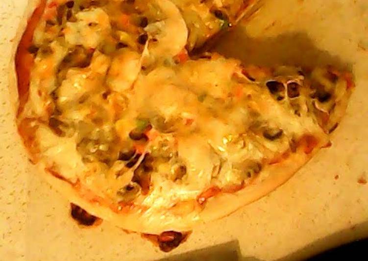 Steps to Make Favorite Super Delux 20 Minute Pizza