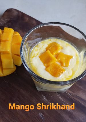 A picture of Mango Yoghurt/Aamrakhand/Mango Shrikhand.
