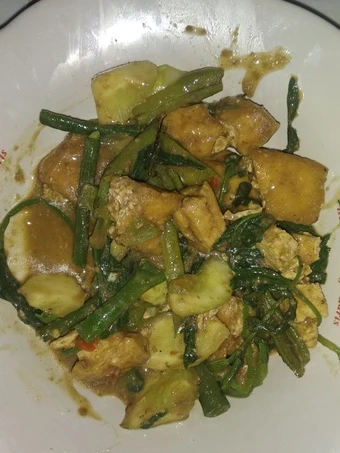 Langkah Gampang Membuat Resep Rujak Petis yang  Bikin Ketagihan Anti Ribet, Lezat