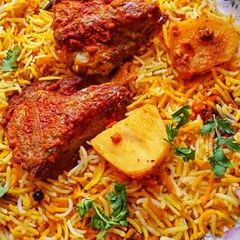 A picture of Fish Tikka biryani.