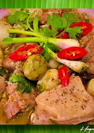 Hình của món Vịt Om Sấu.