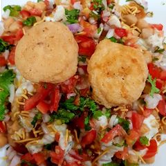 Dahi Vada chana Chaat A picture of Dahi Vada chana Chaat.