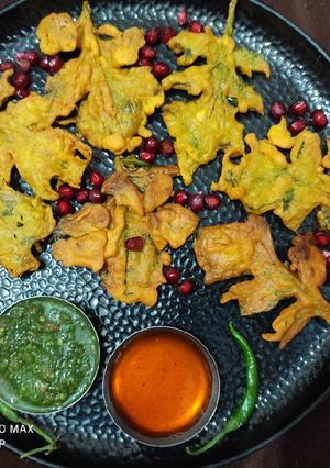 पालक पकौड़ा(PALAK PAKODA RECIPE IN HINDI) रेसिपी मुख्य फोटो