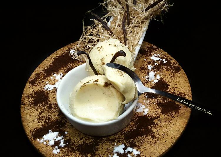 Helado de vainilla elaborado con la Monsieur Cuisine Plus