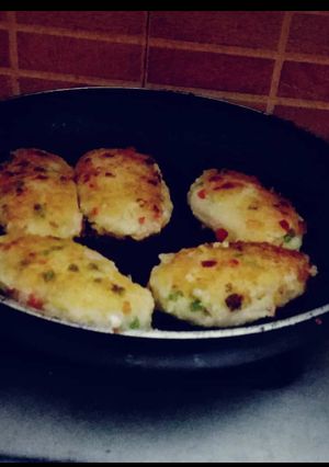 A picture of Poha cutlets.