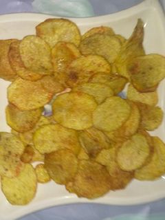 आलू चिप्स (Aloo chips recipe in hindi) रेसिपी मुख्य फोटो