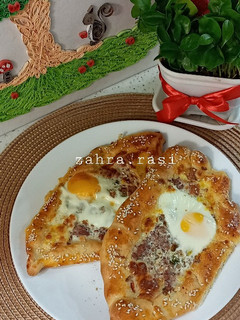 عکسی از دستور خاچاپوری گوشت 🤤🤤🤤