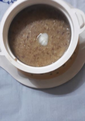 बाजरे की खिचड़ी(bajre ki khichdi recipe in Hindi) रेसिपी मुख्य फोटो