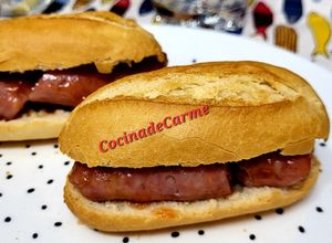 Foto principal de Mini sándwiches de salchichas con mermelada de tomate
