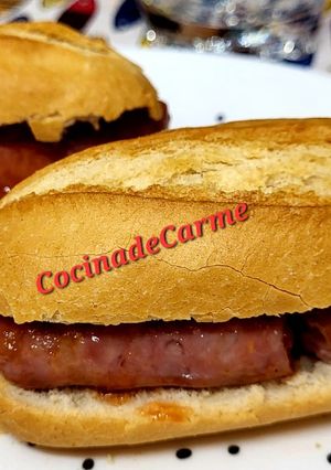 Una foto de Mini sándwiches de salchichas con mermelada de tomate