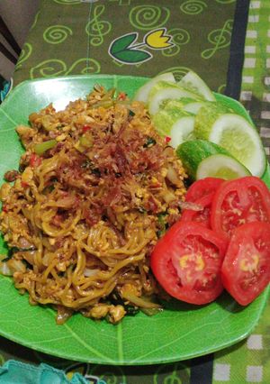 Foto resep Mi goreng jengkang(Pedes)