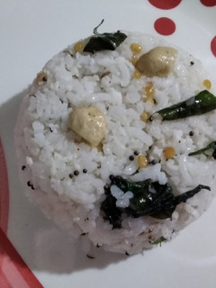 பச்சரிசி தேங்காய் சாதம் (Pacharisi satham recipe in tamil) செய்முறை முக்கிய புகைப்படம்