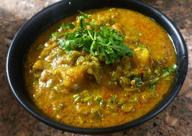 Recipe of Any-night-of-the-week Green lobiya ka salan