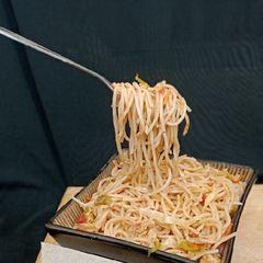 A picture of Chicken Noodles.