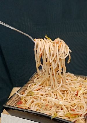 A picture of Chicken Noodles.