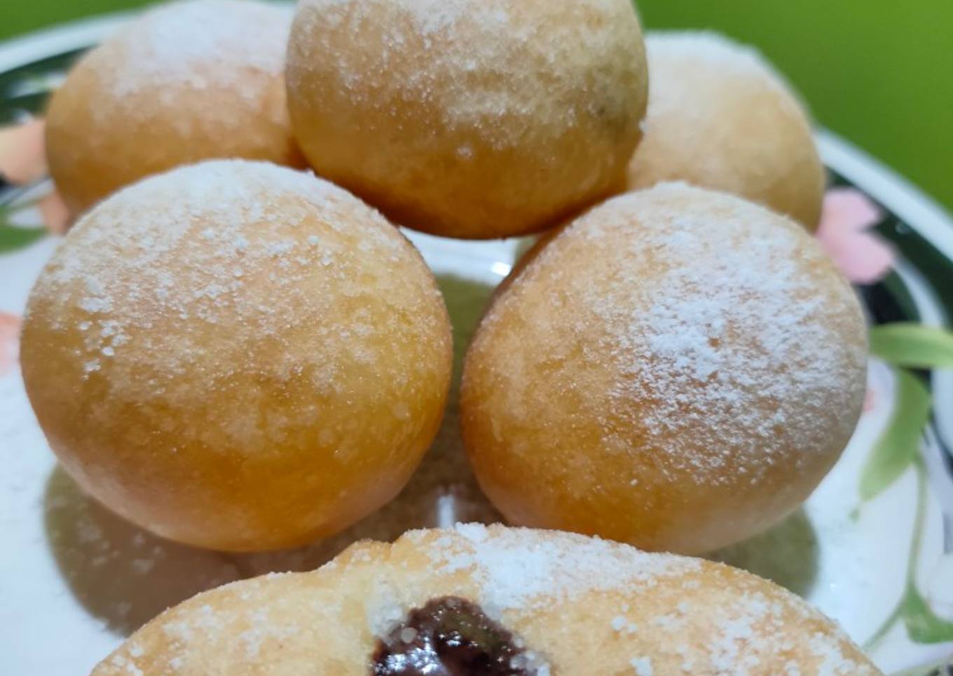 18. Donat tepung ketan/donat Korea (Chapssal Doughnut)