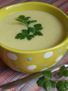 Una foto de Crema de calabacines blancos
