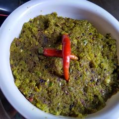 A picture of Potol bata(pointed gourd paste).