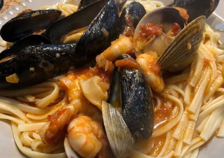 Step-by-Step Guide to Make Any-night-of-the-week Frutos do Mar over Linguini