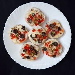 A picture of Bread Pizza.