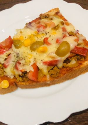 A picture of Bread pizza.