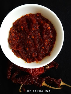 A picture of Chilli oil Dip / Sauce.