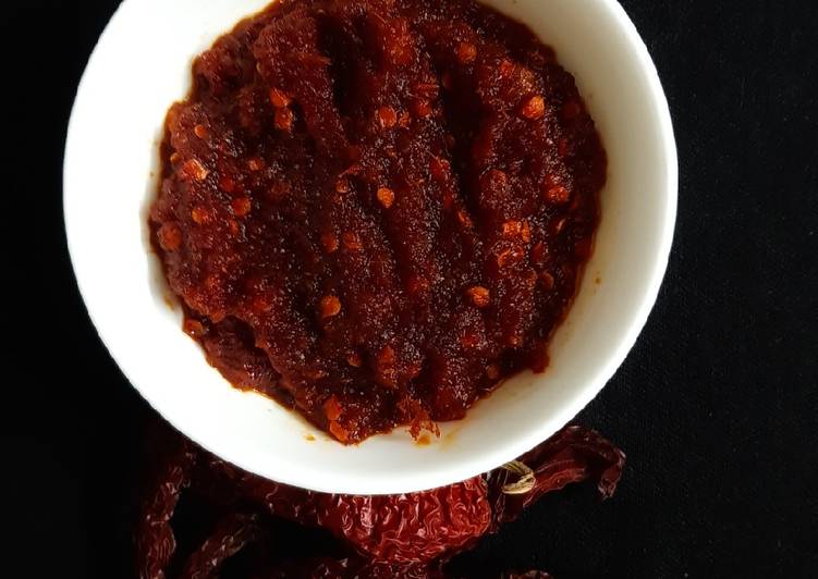 Step-by-Step Guide to Prepare Any-night-of-the-week Chilli oil Dip / Sauce