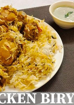 A picture of Chicken Biryani.