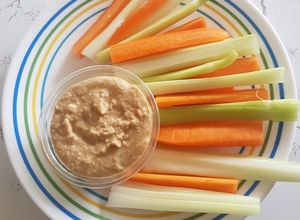 Una foto de Hummus súper rápido