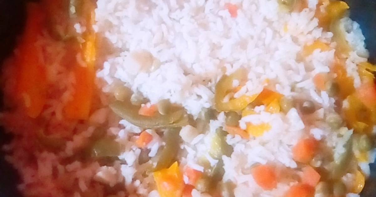 Arroz Blanco Con Verduras 🍛 Receta De Emmanu Lopez Cookpad 4572