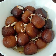 Khoya Gulab Jamun A picture of Khoya Gulab Jamun.