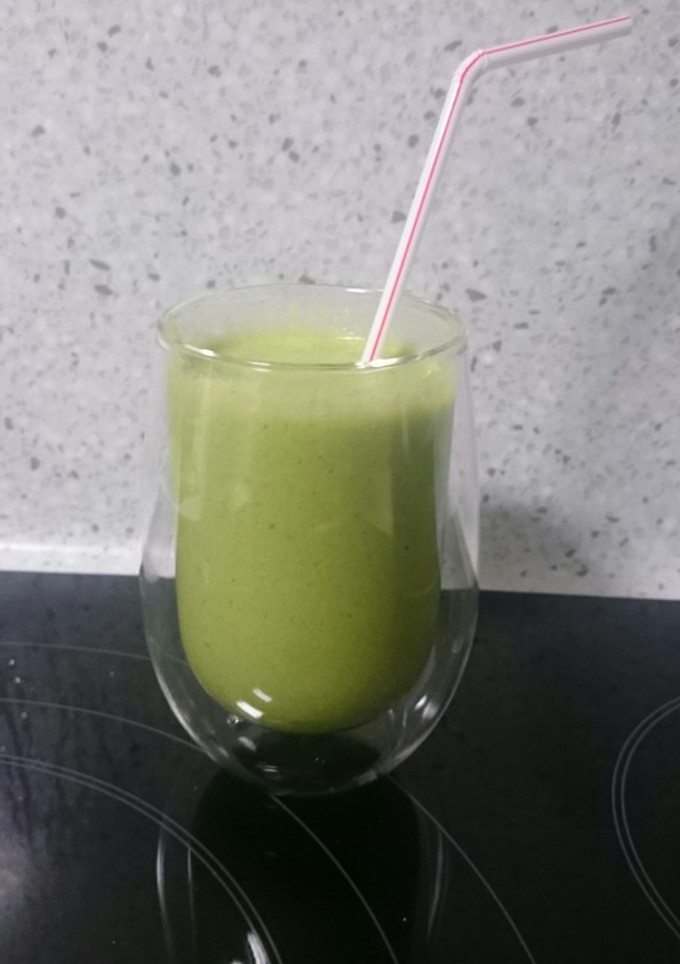 Una foto de Batido verde sabroso