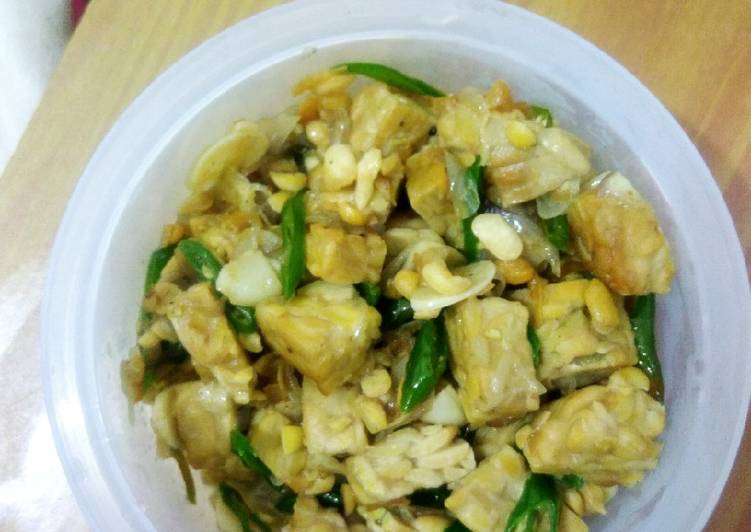 Oseng Tempe Cabe Ijo