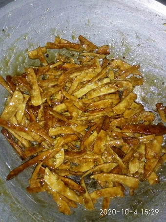 Langkah Mudah untuk Menyiapkan Resep Mangleng (keripik singkong bestak) yang Uenak Anti Ribet, Uenak Banget