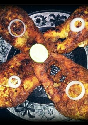 স্পাইসি প্যান ফিশ ফ্রাই (spicy pan fish fry recipe in Bengali) রেসিপির প্রধান ছবি