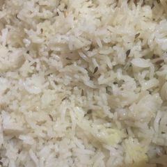 A picture of Plain rice.