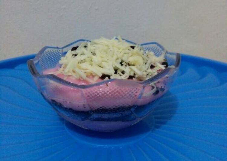 Bagaimana Menyiapkan Cheesecake Oreo Strawberry Anti Gagal