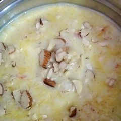 A picture of Pheni Kheer.