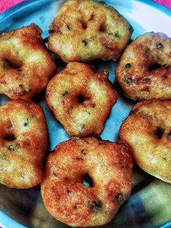 மெதுவடை செய்முறை முக்கிய புகைப்படம்
