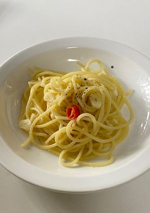 A picture of Garlic Spaghetti.