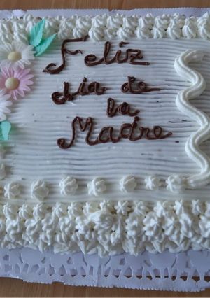 Una foto de Tarta fría de nata y galletas