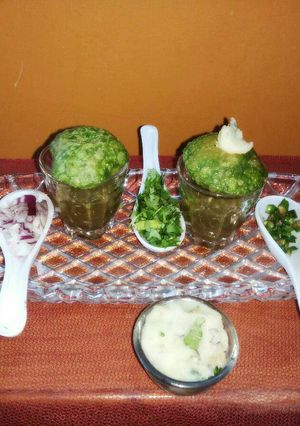 A picture of Green Puchka(green panipuri).