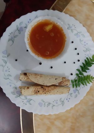 A picture of Tomato soup.