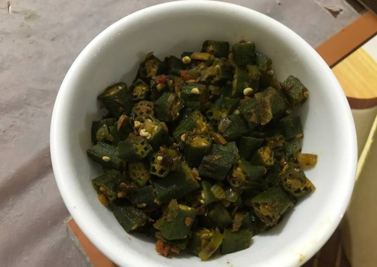 Steps to Make Super Quick Homemade Bhindi Fry