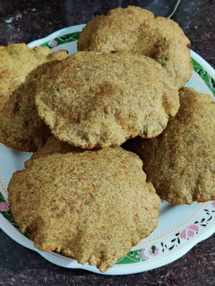 A picture of Mixed flour poori.